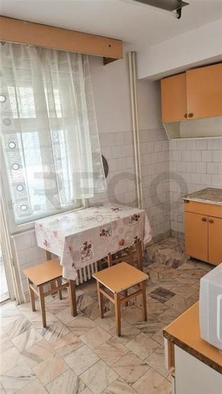Apartament cu 4 camere decomandat în Ultracentral
