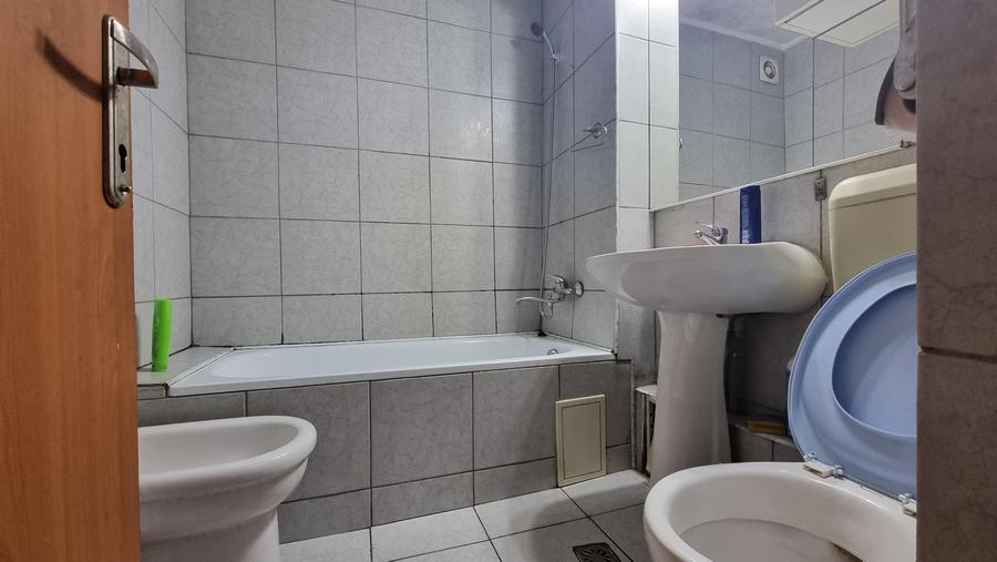 Apartament cu 4 camere de vanzare in zona Militari Lujerului - 3