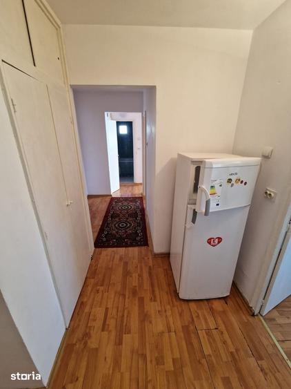 Apartament cu 3 camere în Micro 17
