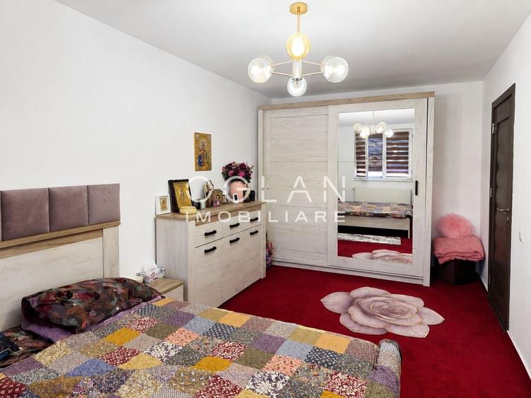 Apartament cu 5 camere decomandat, mobilat în Tineretului
