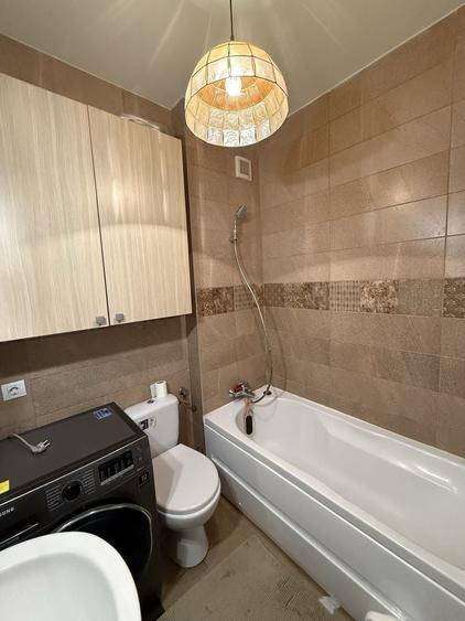 Apartament cu 3 camere decomandat în Grozăvești
