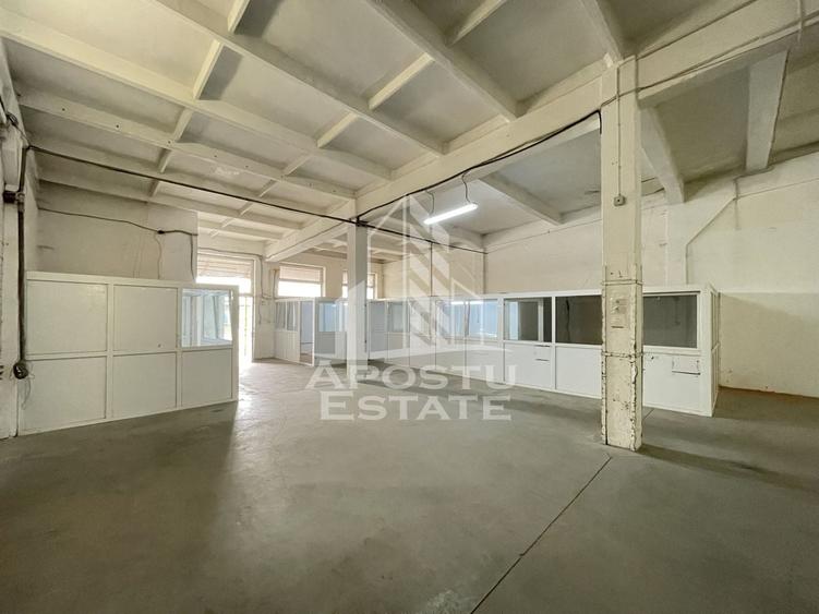 Spațiu industrial, de 670 mp, în Semicentral