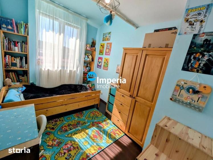 Apartament cu 3 camere decomandat în Alexandru cel Bun