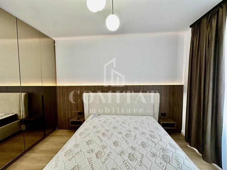 Prima închiriere! Apartament 3 camere | Parcare | Terasă | Eroilor - 10