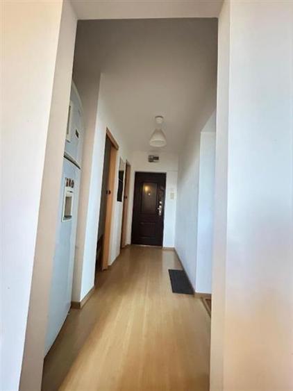 Apartament cu 4 camere decomandat în Dorobanți