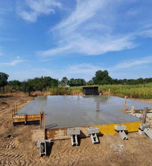 Casă individuală cu 4 camere cu Canalizare în Moara de Vânt