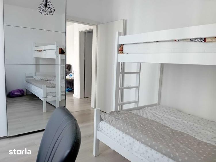 Apartament cu 3 camere decomandat în Centura