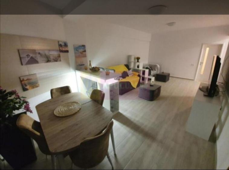 Apartament cu 2 camere decomandat în Capitol