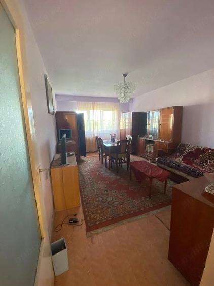Apartament cu 2 camere semidecomandat în Zorilor