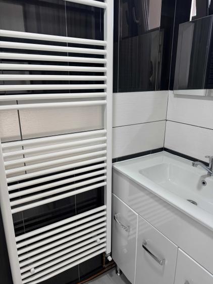 Casă cu 4 camere cu Teren 101 Mp în Central