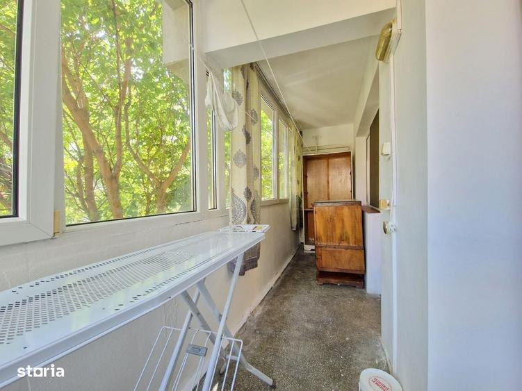 Apartament cu 3 camere decomandat în Titulescu