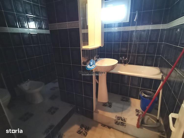 Apartament cu 3 camere decomandat în Mărăței