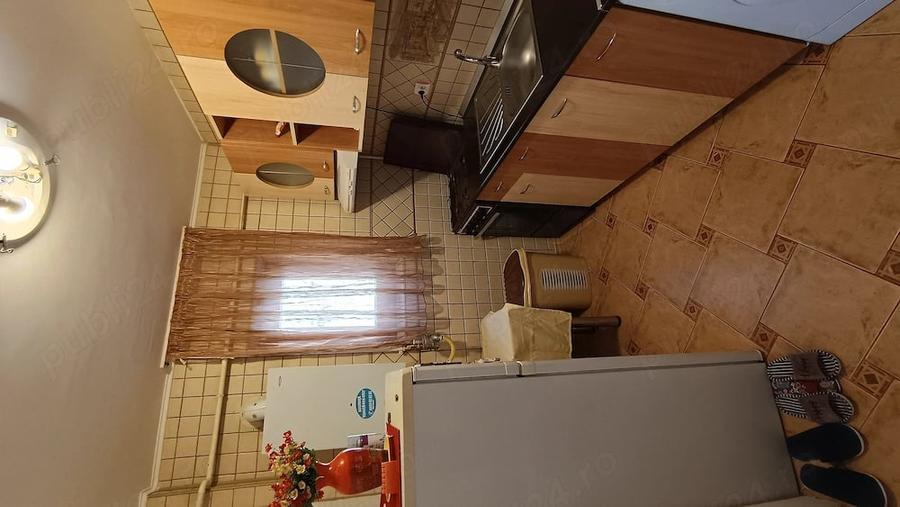 Apartament cu 2 camere semidecomandat în Hipodrom