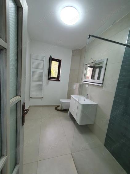 De inchiriat 3 camere la parterul unei Vile- 2537 - 9
