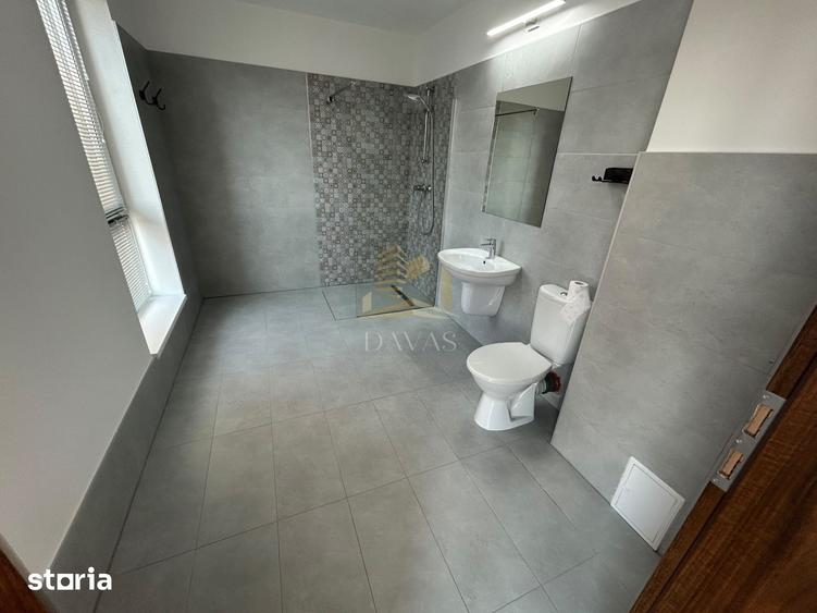 Casă cu 5 camere cu Teren 375 Mp în Europa