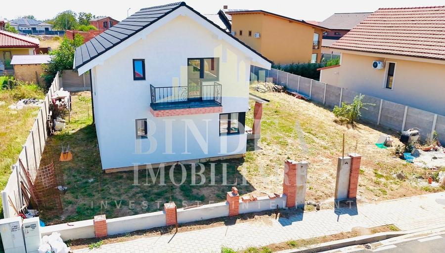 Casă individuală cu 6 camere cu Canalizare în Giarmata