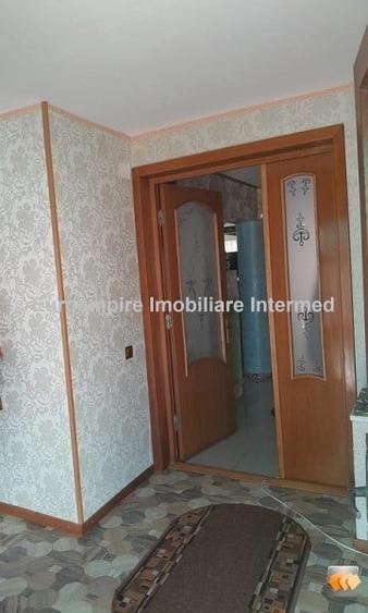 Casă cu 5 camere cu Teren 1000 Mp în Agigea