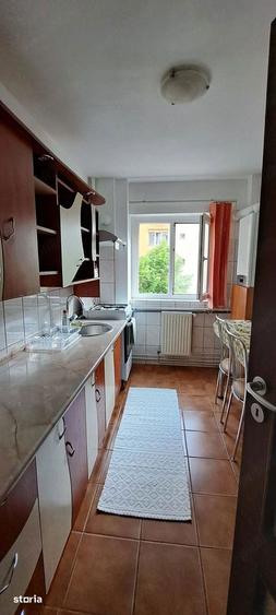 Apartament cu 2 camere decomandat, mobilat în Centrul Civic