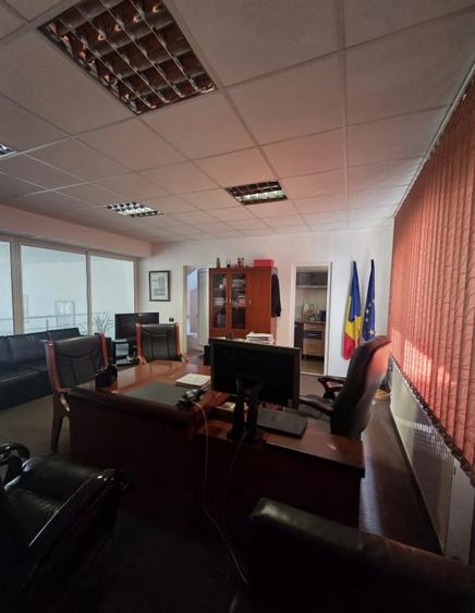 Spațiu comercial, de 270 mp, în Central