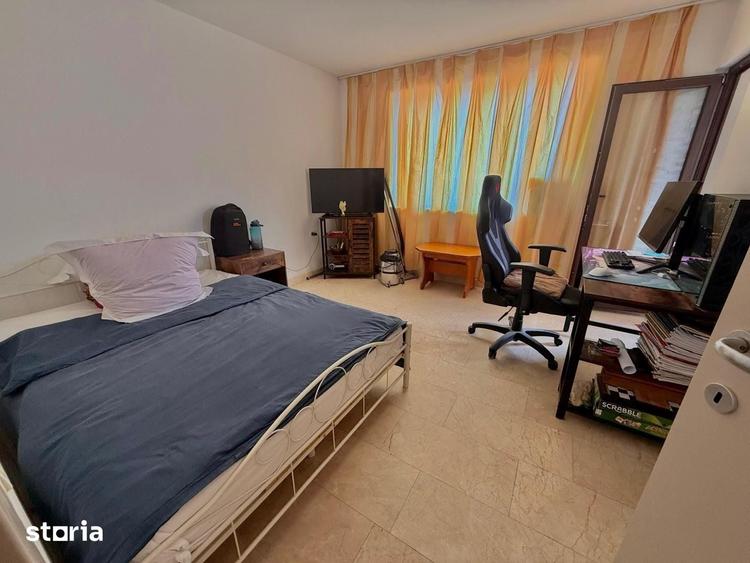 Vila cu potential rezidential sau investitie Faleza Nord 300 m de mar - 9