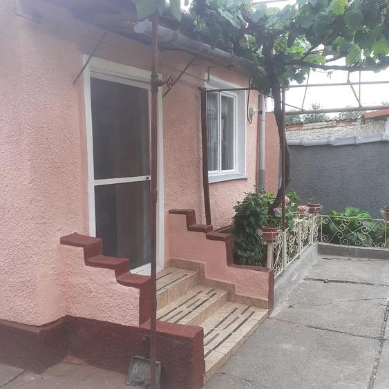 Casă cu 4 camere cu Teren 360 Mp în Micălaca