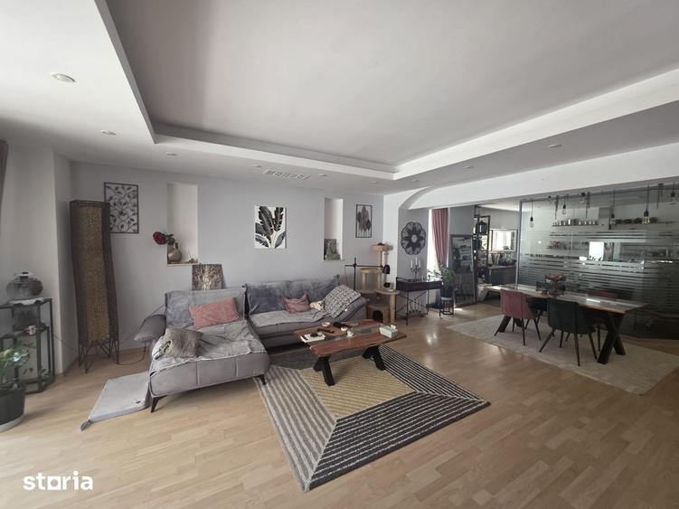 Apartament cu 3 camere în Șoseaua Nordului