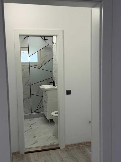Apartament cu 2 camere semidecomandat în Exterior Vest