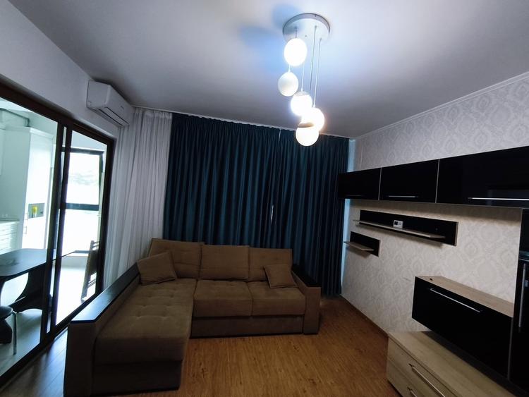 Apartament cu 3 camere decomandat în Cotroceni