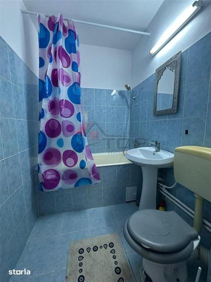 Apartament cu 2 camere nedecomandat, mobilat în Podu Roș