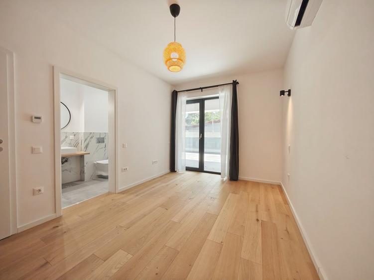Apartament cu 3 camere decomandat, mobilat în Băneasa