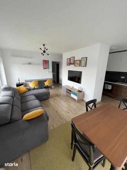Apartament cu 3 camere decomandat în Central