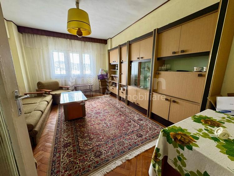 Apartament cu 4 camere decomandat, mobilat în Mănăștur