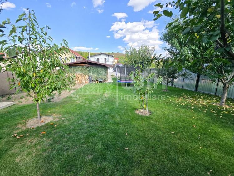 Casă individuală cu 4 camere cu Teren 600 Mp în Borhanci