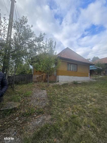 Casă cu 2 camere în Crăești