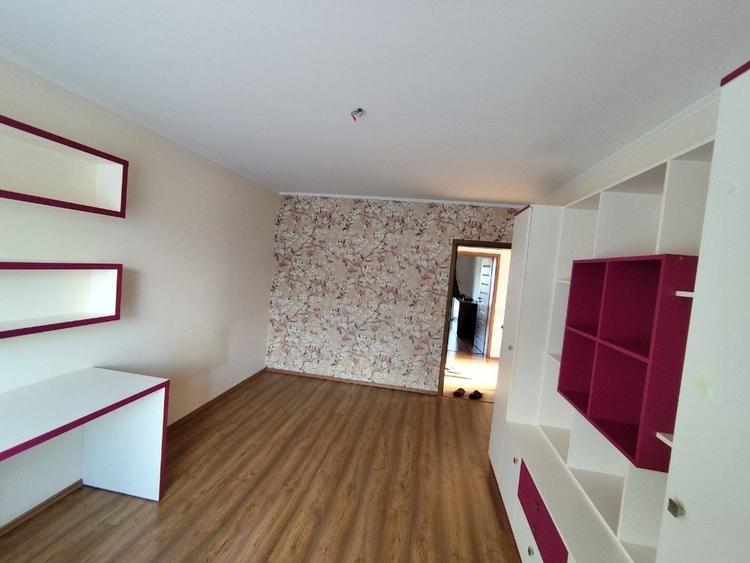 Casă cu 4 camere în Florești