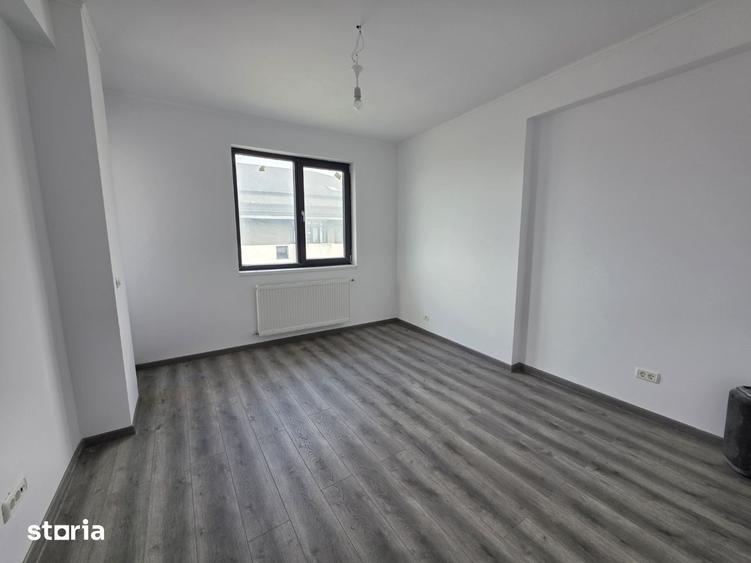 Apartament cu 3 camere decomandat în Chiajna