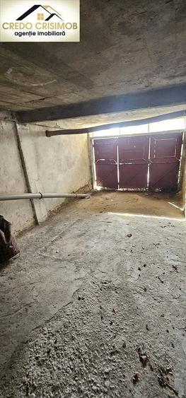 Casă cu 5 camere cu Teren 500 Mp în Muncitoresc