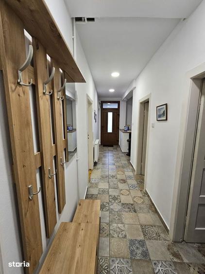 Apartament cu 3 camere în Orașul Nou
