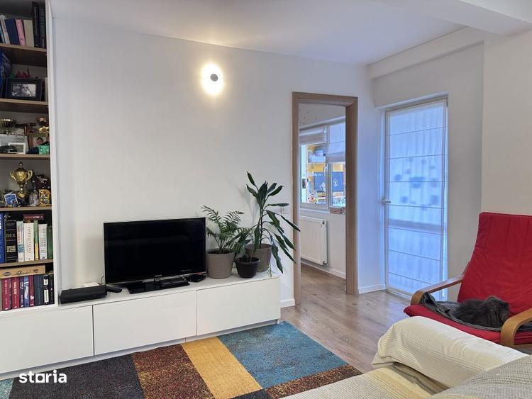 Apartament cu 3 camere, mobilat în Aviației