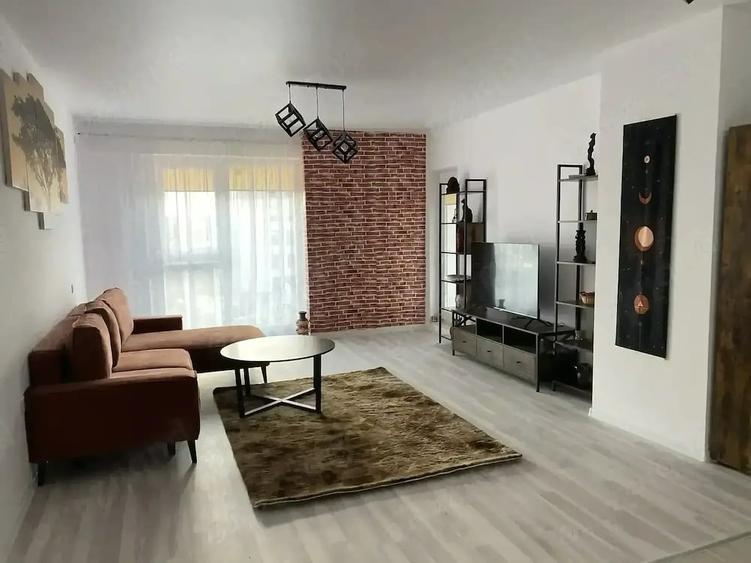 Apartament cu 2 camere semidecomandat în Parcul Carol