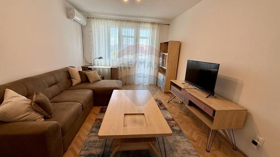 Apartament cu 2 camere circular, mobilat în Gara de Nord