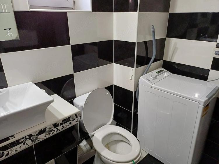 Apartament cu 2 camere decomandat în Energiei