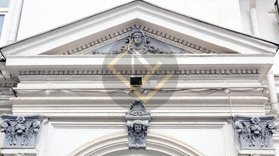 Casă individuală cu 23 camere cu Teren 475 Mp în Unirii