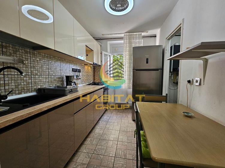 Apartament cu 3 camere decomandat, mobilat în Apărătorii Patriei