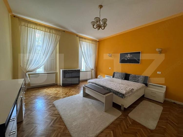 Apartament cu 3 camere semidecomandat în Iosefin