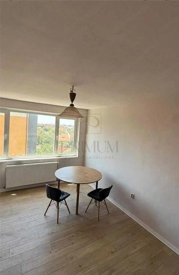 Apartament cu 2 camere decomandat în Olimpia-Stadion