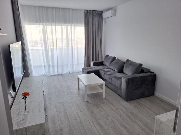 Apartament cu 2 camere decomandat în Runcu