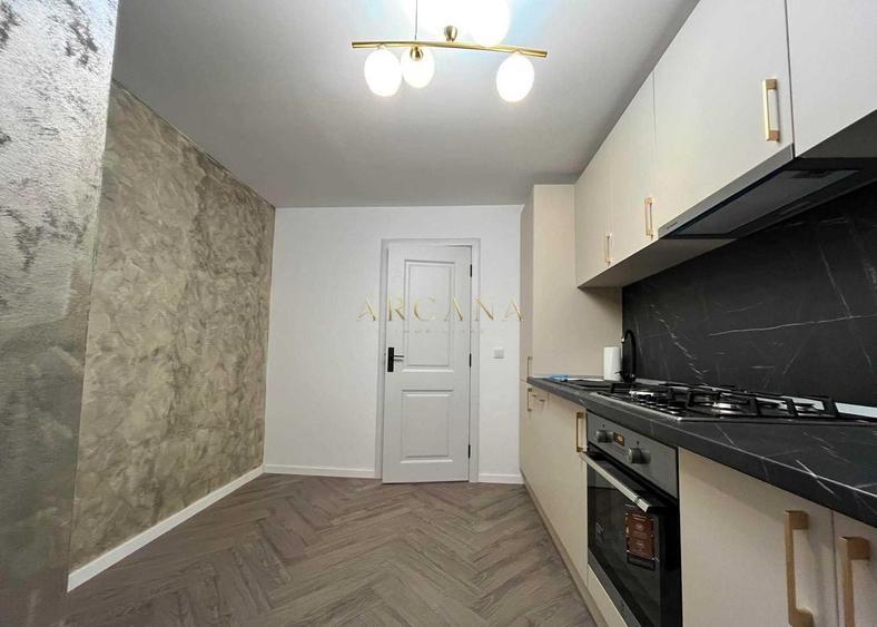 Apartament cu 3 camere decomandat, mobilat în Zorilor