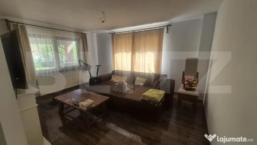 Casă cu 4 camere cu Teren 525 Mp în Central