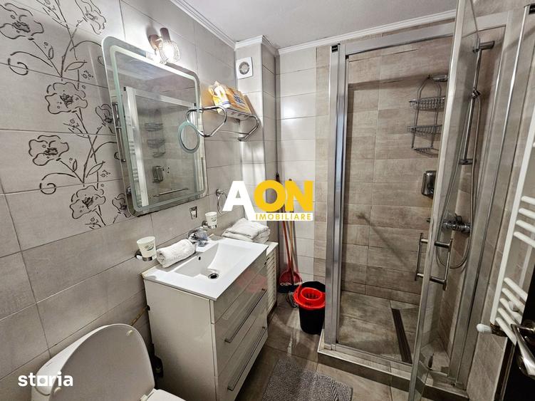 Apartament cu 3 camere în Cetate
